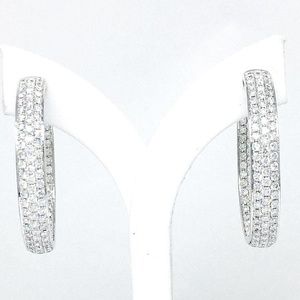 Daniel Waknine 18k Gold Diamond Oval Hoop Earrings